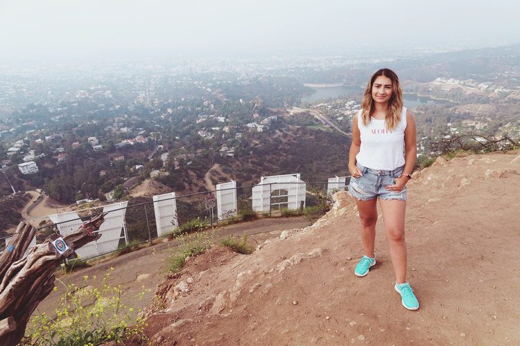 Postcards from Hawaii Travel Lifestyle Blog Gabriella Wisdom How to hike to the Hollywood Hills