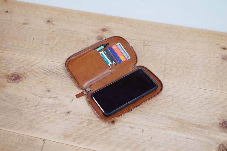 This Is Ground Just Launched a Super-Organized Travel Purse