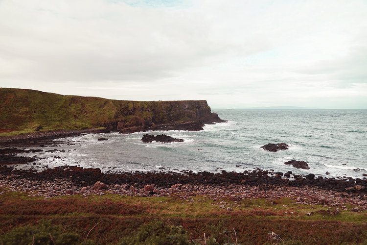 Postcards from Hawaii Travel Lifestyle Blog Gabriella Wisdom Everything you need to know about visiting Giant Causeway Ireland, National Trust