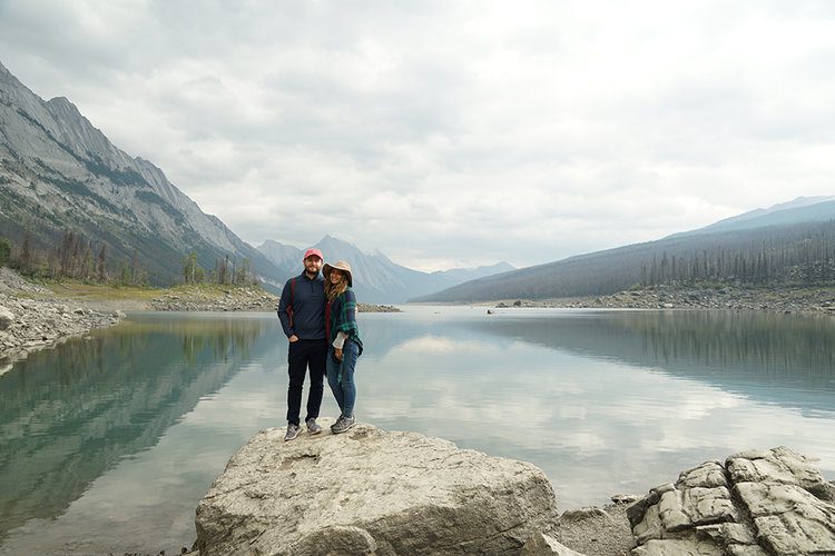 medicine lake canada banff