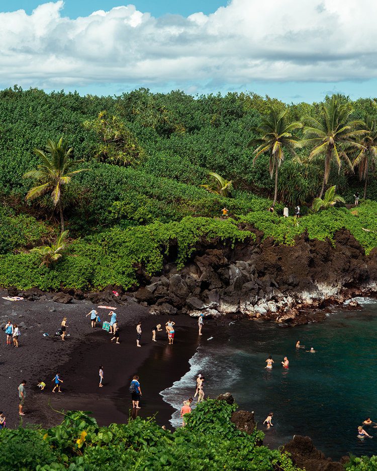 BlackBeachWaianapanapaRoadtoHanaMauiHawaiitodo 2