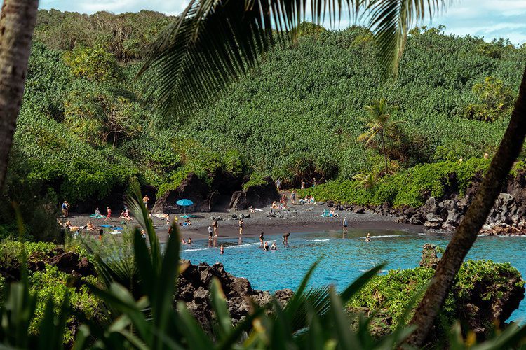 BlackBeachWaianapanapaRoadtoHanaMauiHawaiitodo