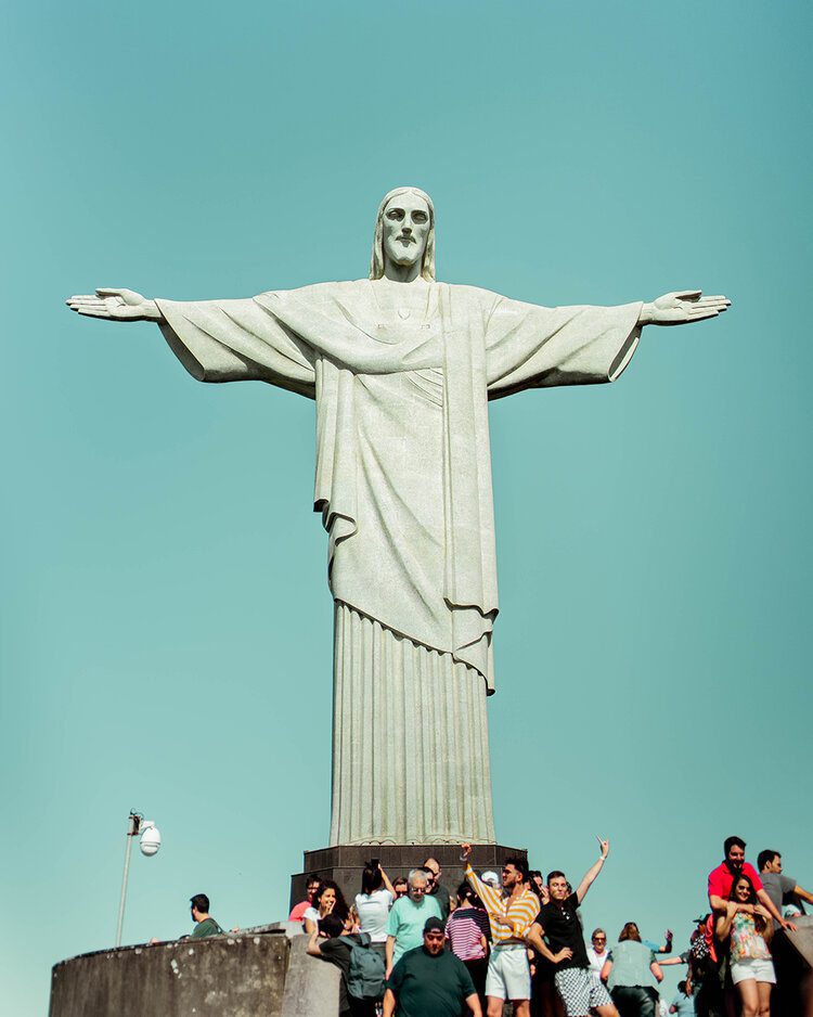 8bestthingstodoinRiodeJaneiroBrazilPFHPostcardsfromHawaiiCristoRedentorChristtheRedeemer