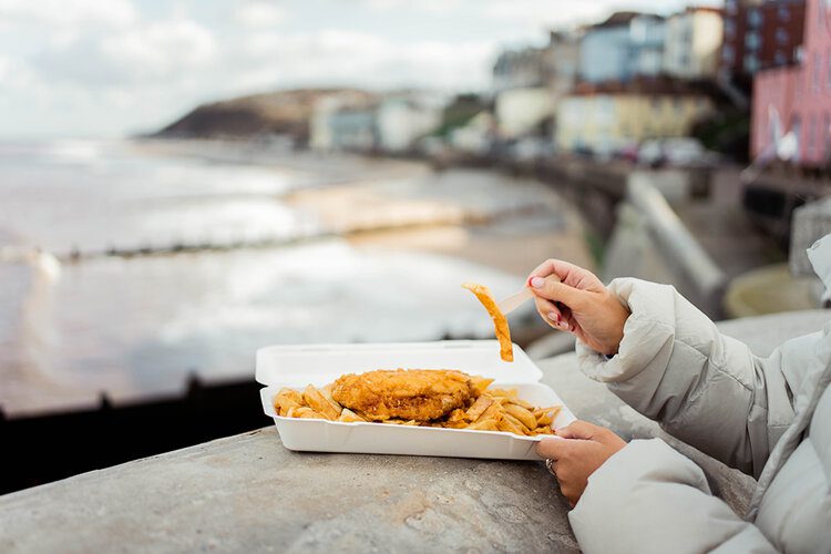 PFHPostcardsfromHawaiiBritishmealsCromerFishandChips