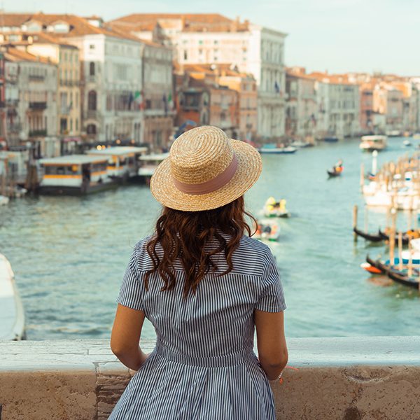 Postcards From Hawaii Gabriella Wisdom Travel Lifestyle Blog Gabriella Wisdom Instagram Guide Venice Italy Rialto Bridge