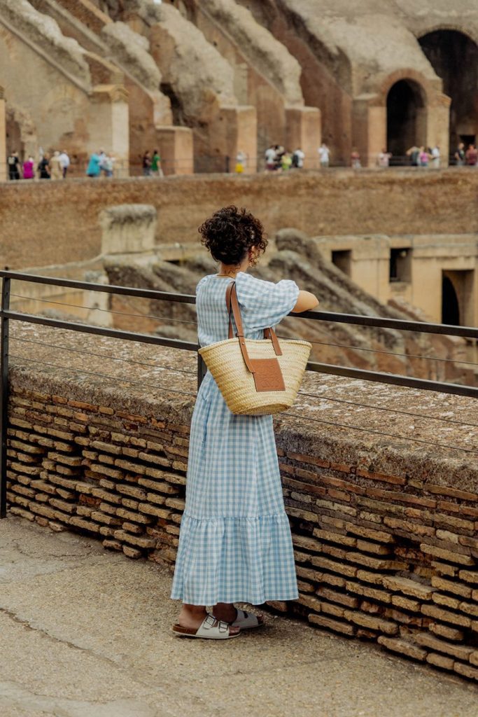14 best places in Rome to take photos - Rome Instagram & TikTok Guide Roman Colosseum