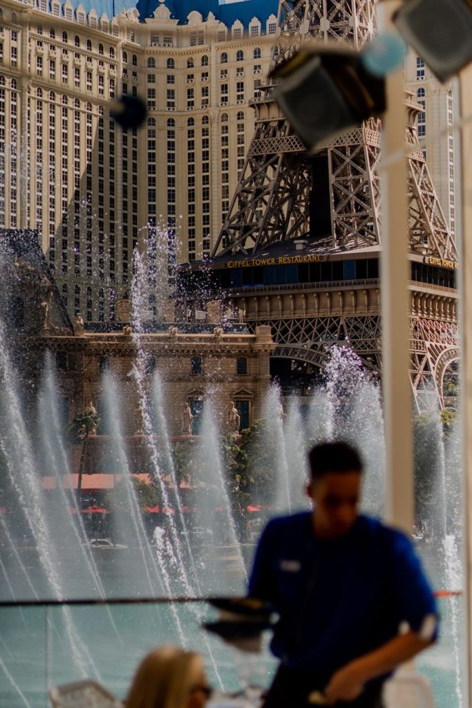 Las Vegas Instagram Spots: 17 Unknown Places for Stunning Photos, Seeking  Neverland